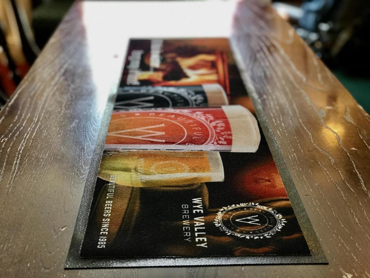 The White Horse Inn, Clun Bagian luar foto