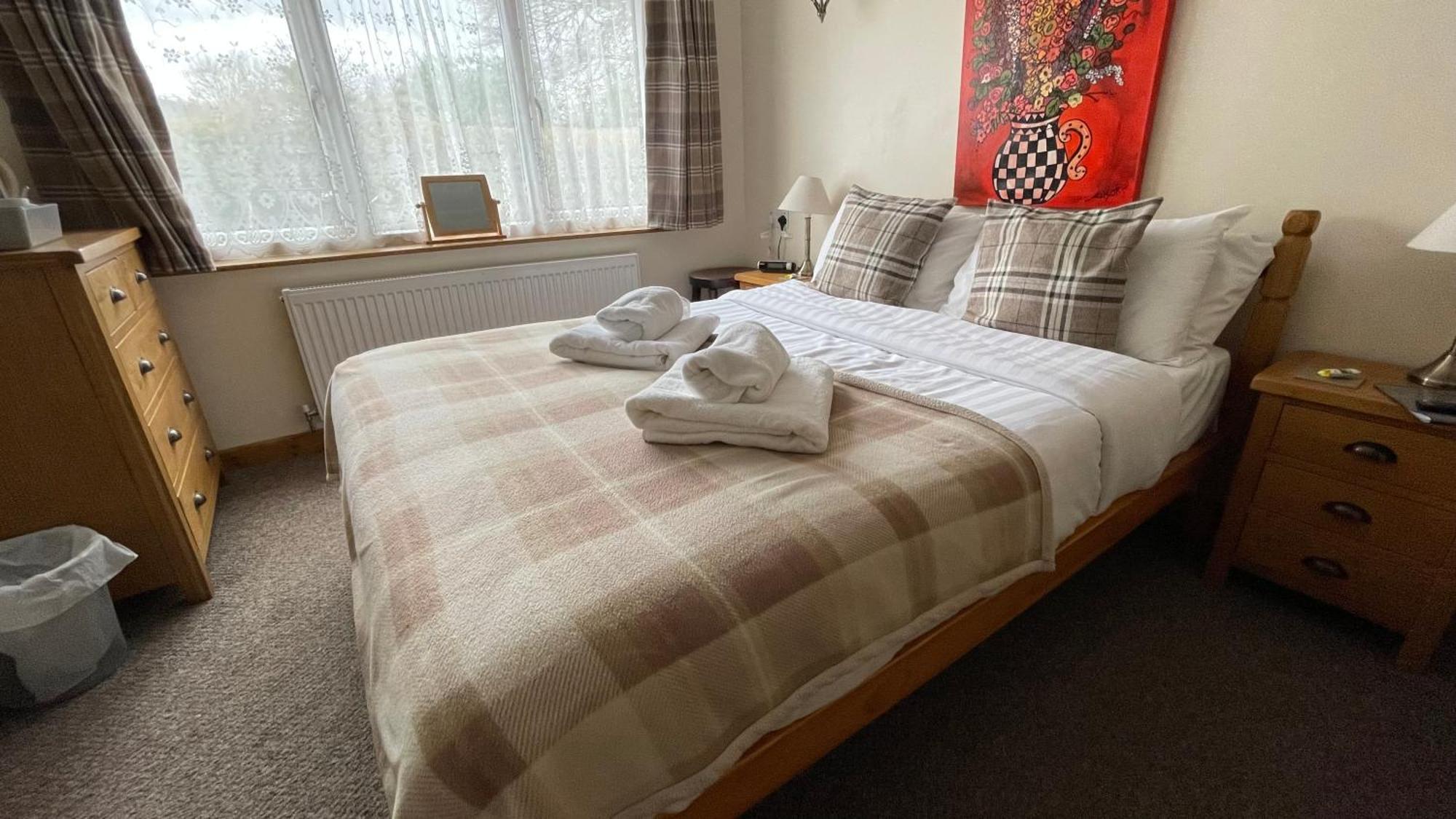 The White Horse Inn, Clun Bagian luar foto